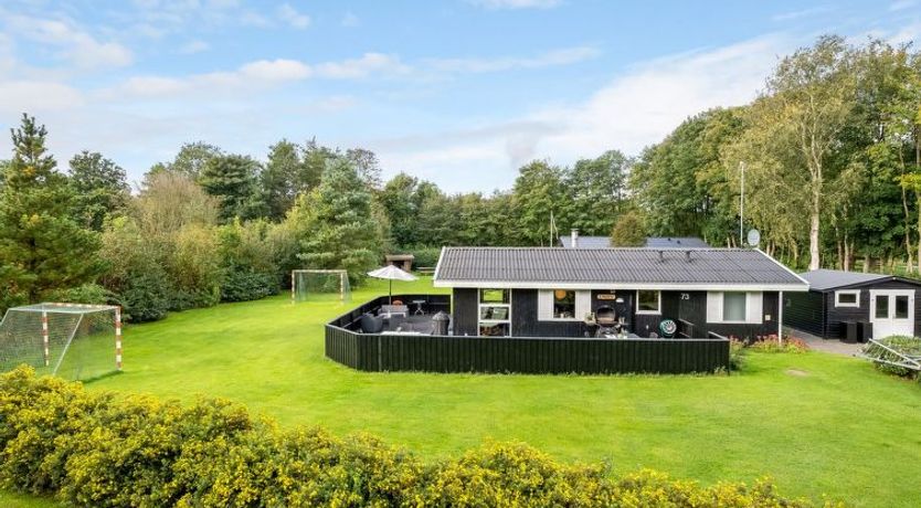 Photo of "Vilhelm" - 10km from the sea