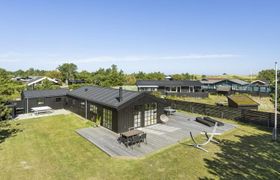 Photo of sheyla-150m-from-the-sea