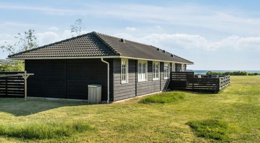 Photo of "Dietke" - 85m from the sea