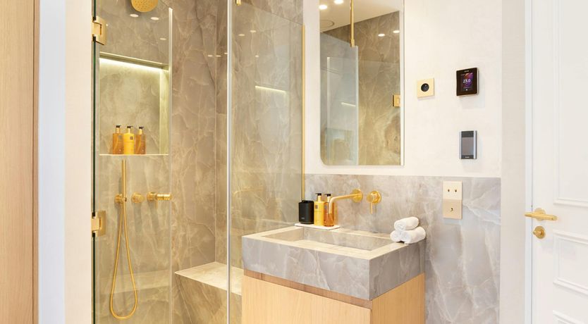 Photo of French Muse