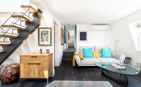 Photo of Royal & Noble