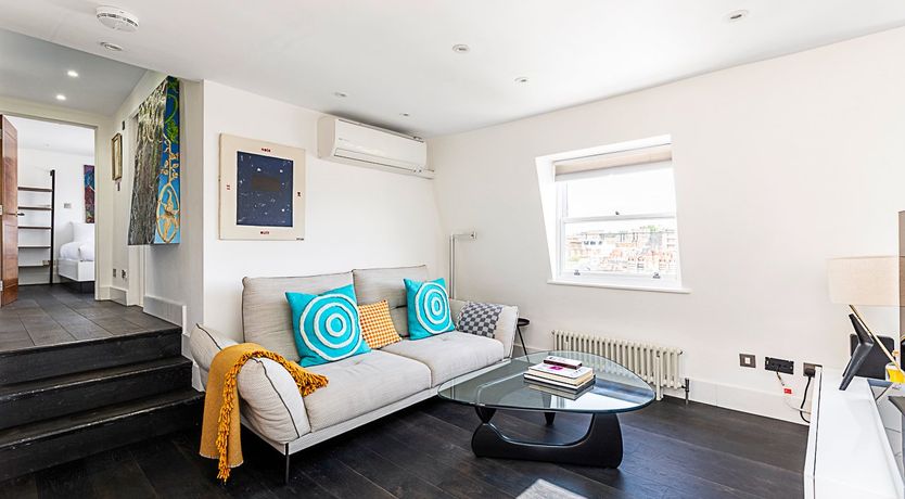 Photo of Royal & Noble