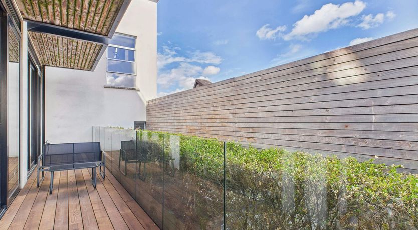 Photo of Camden Glamour