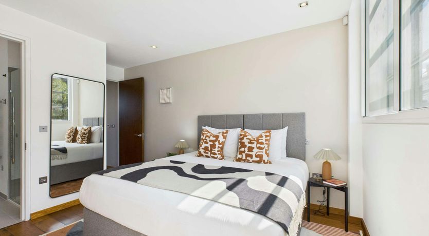 Photo of Camden Glamour