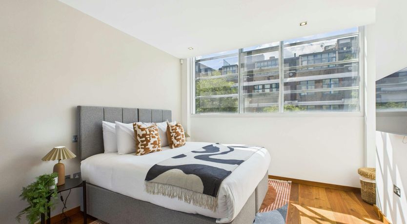 Photo of Camden Glamour