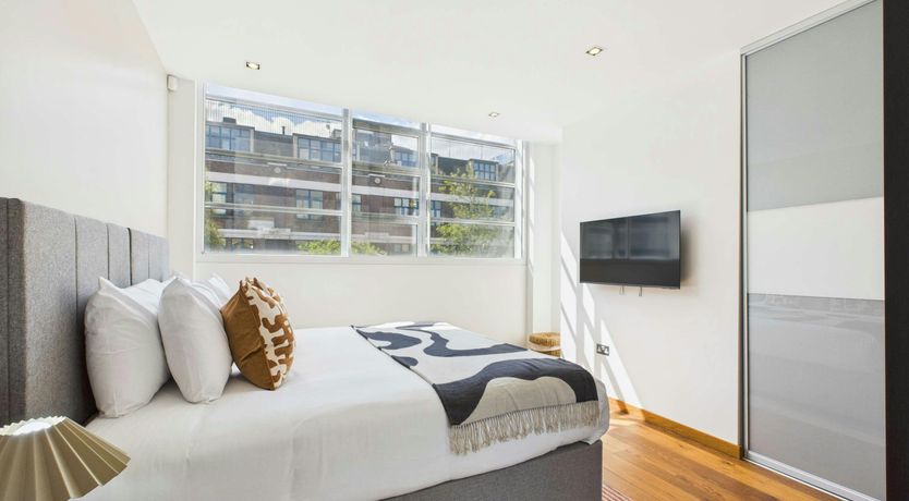 Photo of Camden Glamour