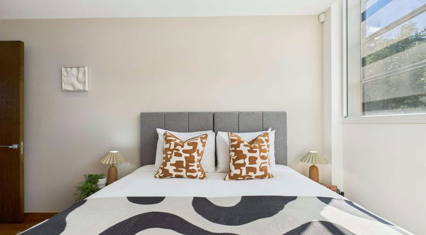 Photo of Camden Glamour