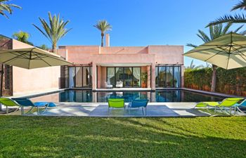 Oasis & Amber Holiday Home