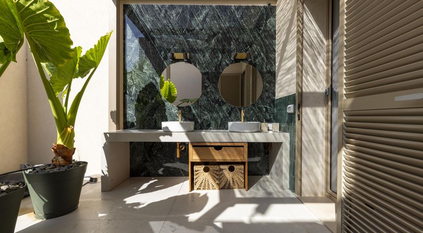 Photo of Seashore's Charm