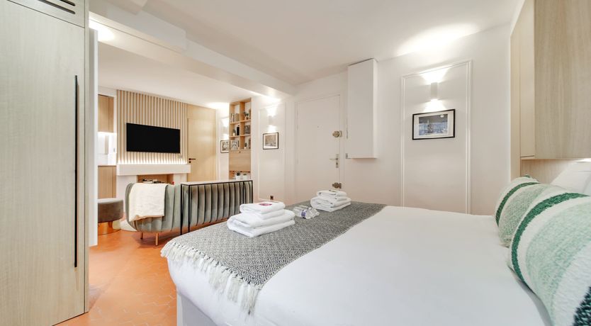 Photo of A Passage in Paris