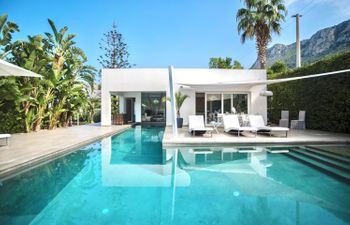 Coast & Sky Holiday Home