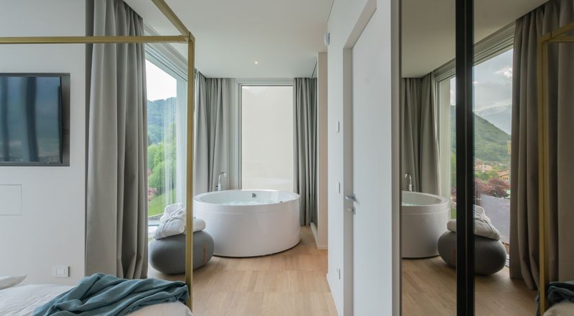 Photo of The Lakeside Corner