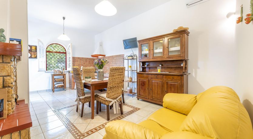 Photo of A Sunny Stay