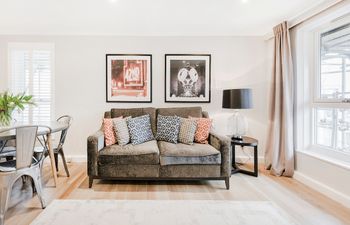 Chelsea's Charms Holiday Home