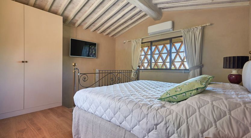 Photo of Tuscan Cottage