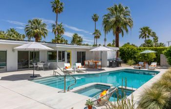 Azure Jewel Holiday Home