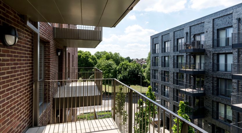 Photo of London Breeze