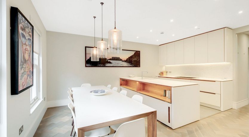 Photo of An Elegant Abode