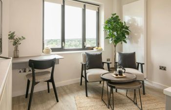 Elegant Modern Holiday Home