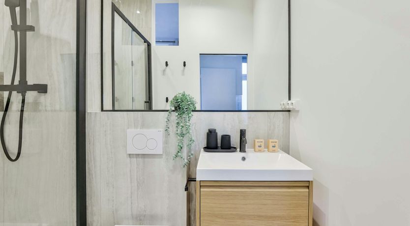 Photo of The Elegant Morning