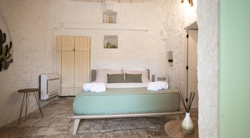 Photo of White City Treasure