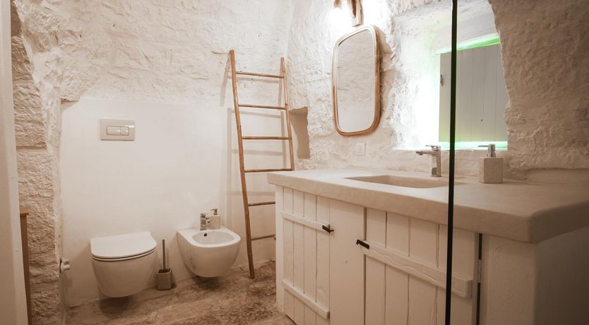 Photo of White City Treasure