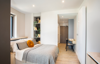 Studio Living Holiday Home