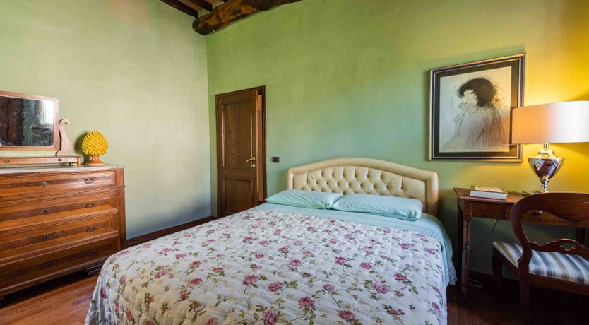 Photo of Tuscan Bound