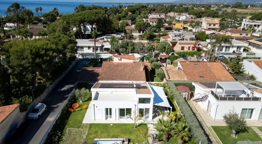 Photo of The Oliverio