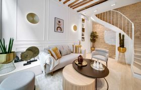 Photo of between-two-gardens