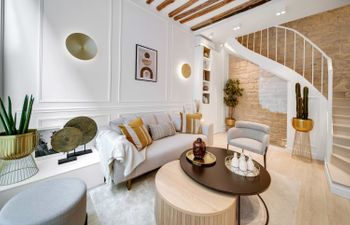 Between Two Gardens Holiday Home