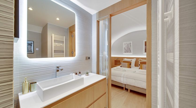 Photo of Between Two Gardens