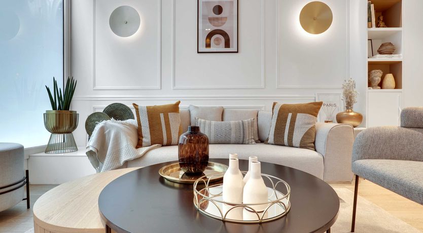 Photo of Between Two Gardens