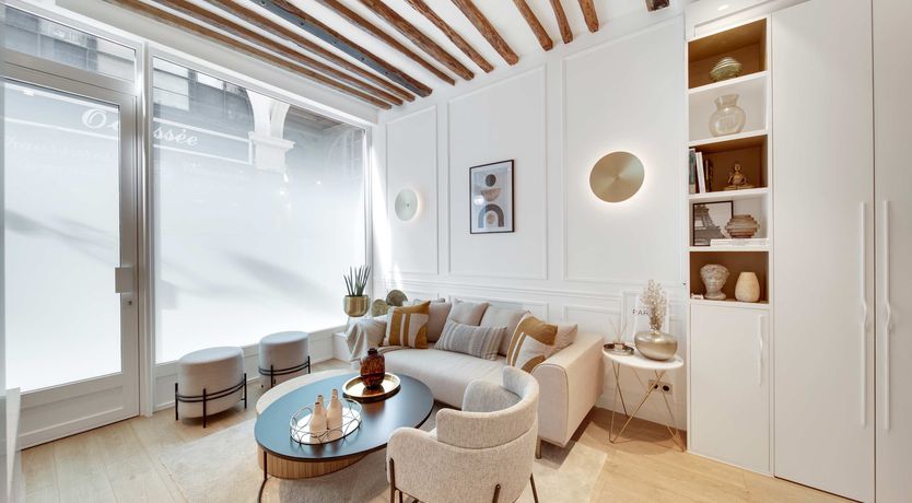 Photo of Between Two Gardens