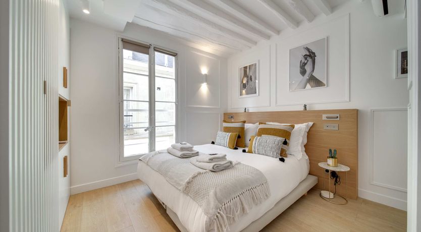 Photo of Between Two Gardens