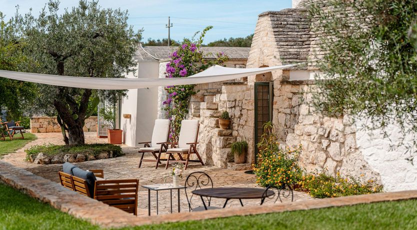 Photo of White Village Escape