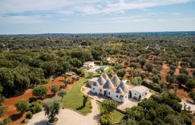 Photo of white-village-escape