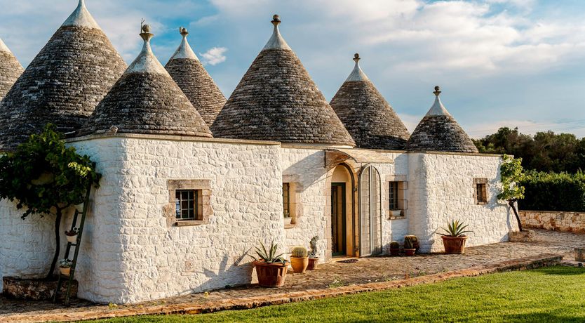 Photo of White Village Escape