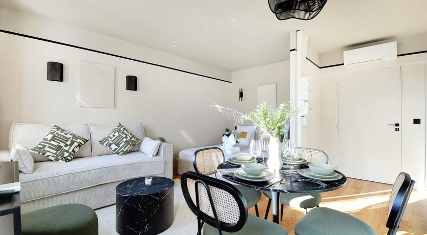 Photo of The Elegant Dream