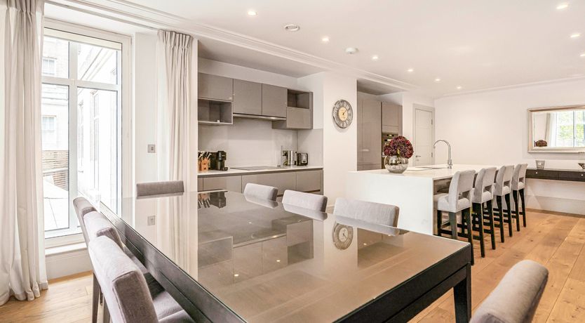 Photo of Park Avenue Abode