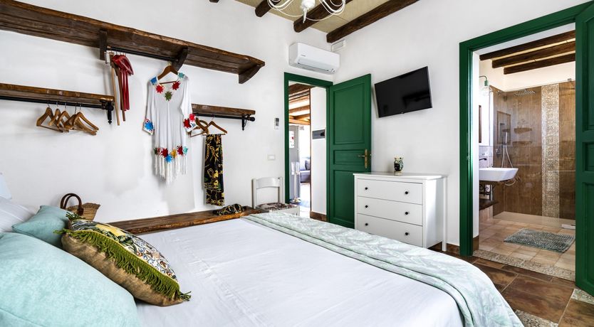 Photo of The Western Coast