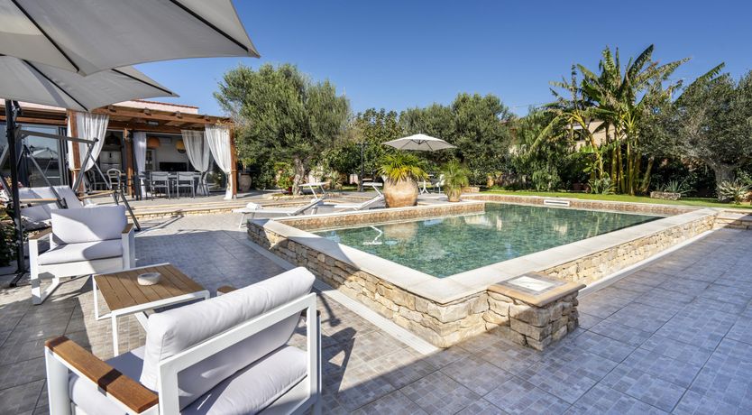 Photo of The Western Coast