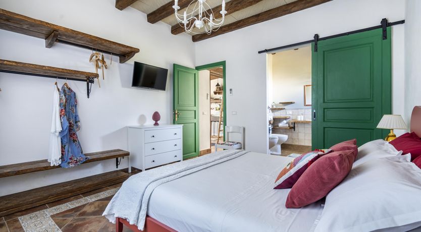 Photo of The Western Coast