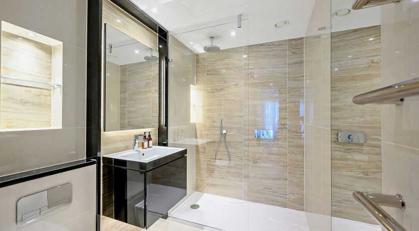 Photo of Gold & Blue