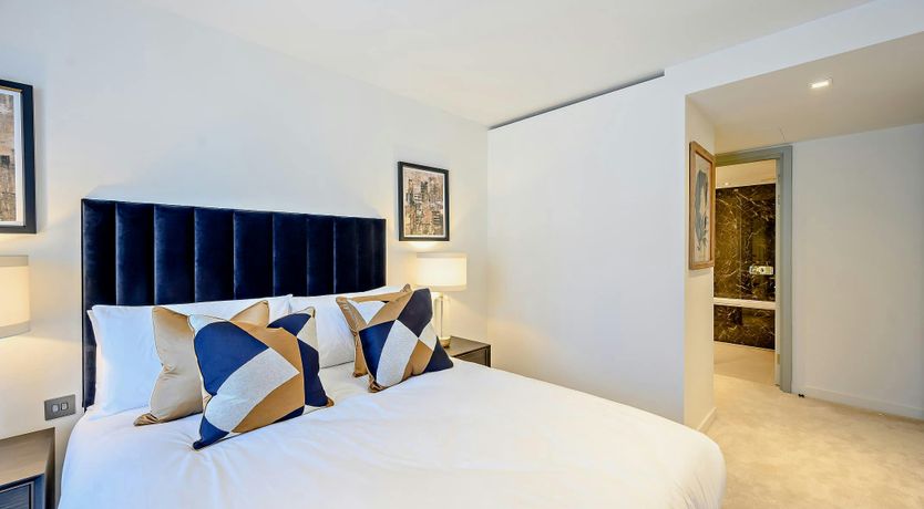 Photo of Gold & Blue