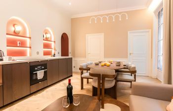 Amber Warmth Holiday Home