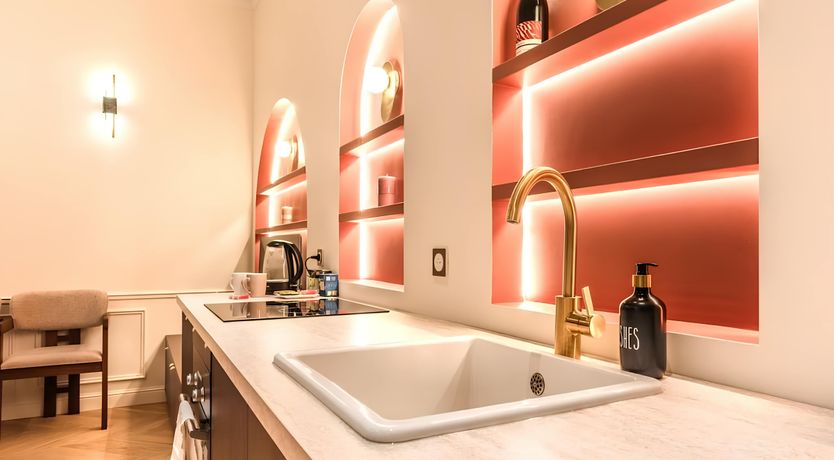 Photo of Amber Warmth