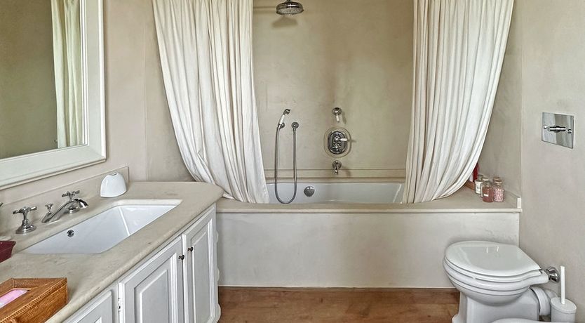 Photo of Rustic Avenue