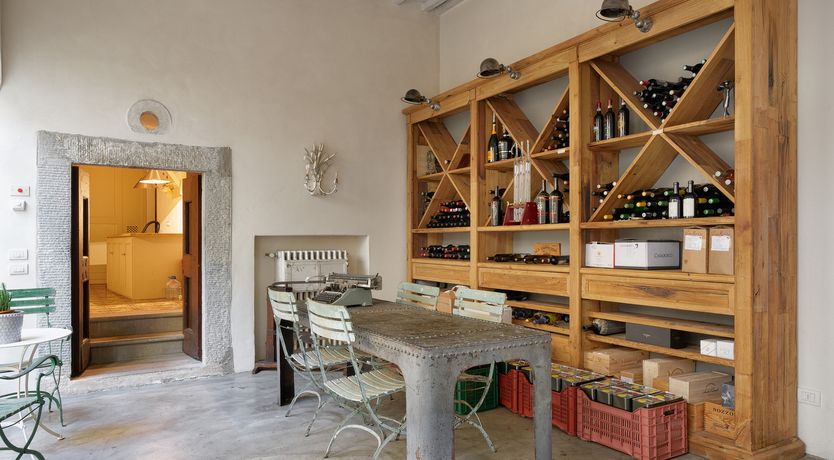 Photo of Rustic Avenue