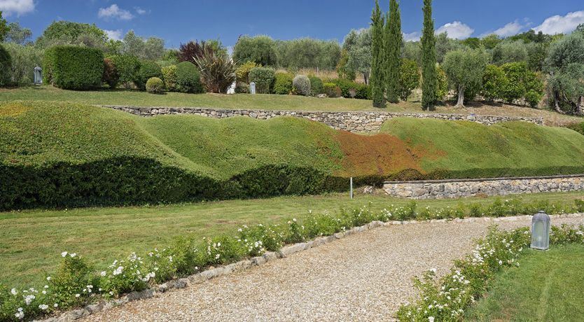 Photo of Rustic Avenue